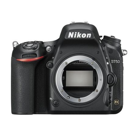 Noleggio Nikon D750