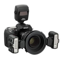 Kit Nikon D850 + Nikkor 105/2,8 Macro + Nikon flash R1C1