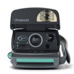 Polaroid 600 camera round