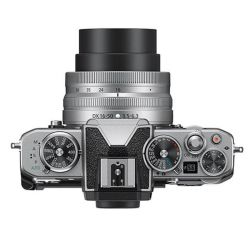 Nikon Zfc + Z DX 16-50 VR silver + SD 64gb