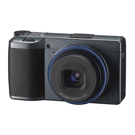 RICOH GR IIIx urban edition + GC11