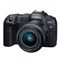 Canon EOS R8 + 24-50