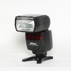 Nikon SB 700