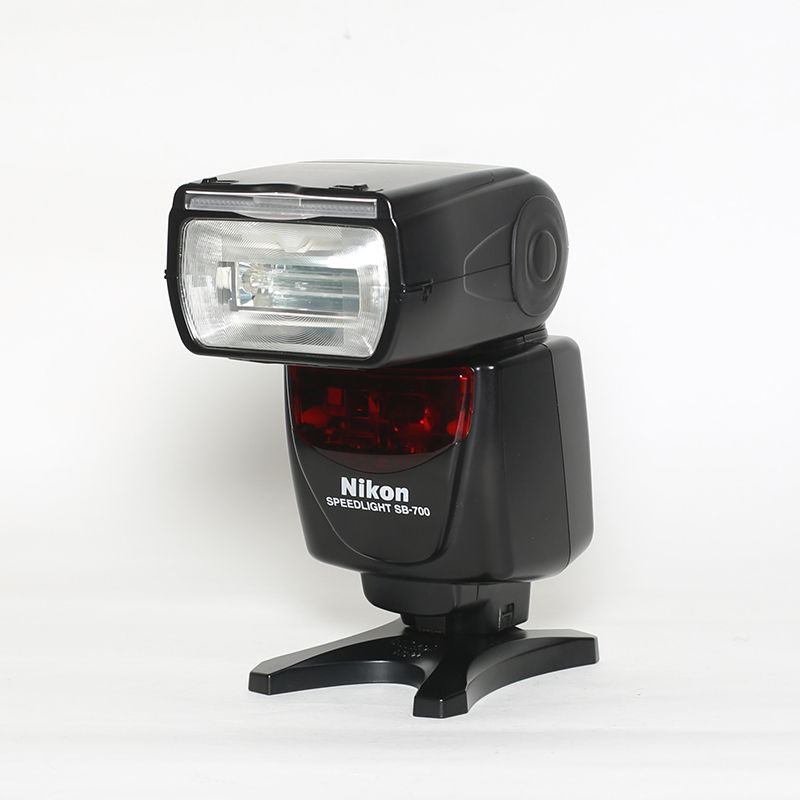 Nikon SB 700