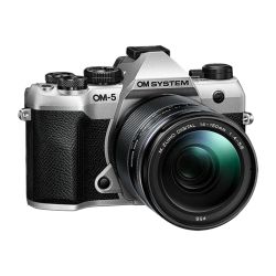 OM System OM-5 Mark II + 14-150 silver