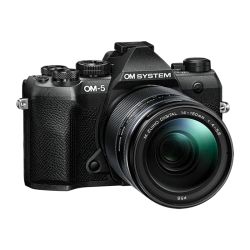 OM System OM-5 Mark II + 14-150 silver