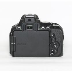 Nikon D5500 + 18-105mmF3,5-5,6G ED VR