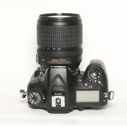 Nikon D7100 + 18-105