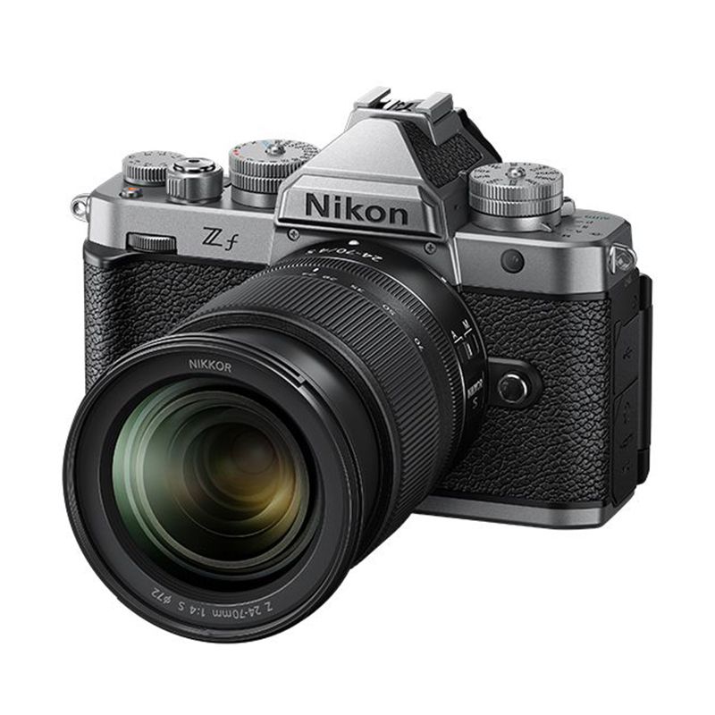 Nikon Z f silver + Z 24-70mmF4 S