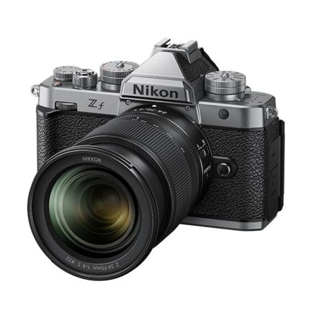 Nikon Z f silver + Z 24-70mmF4 S