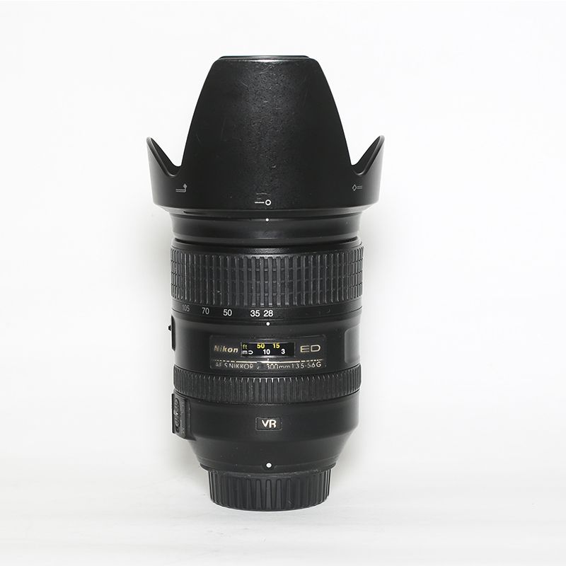 Nikkor AF-S 28-300mmF/3,5-5,6G ED