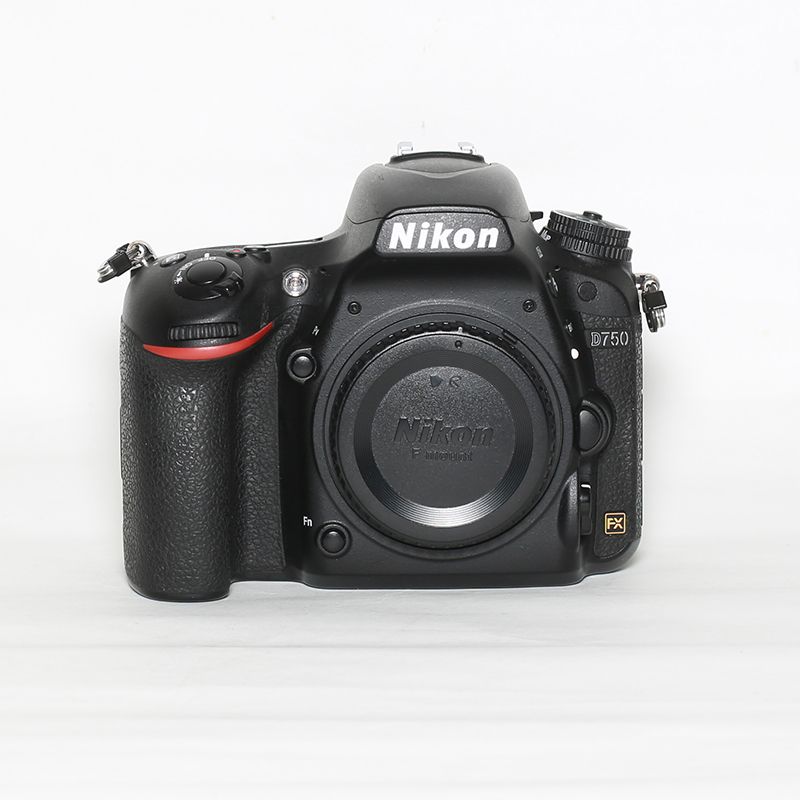 Nikon D750