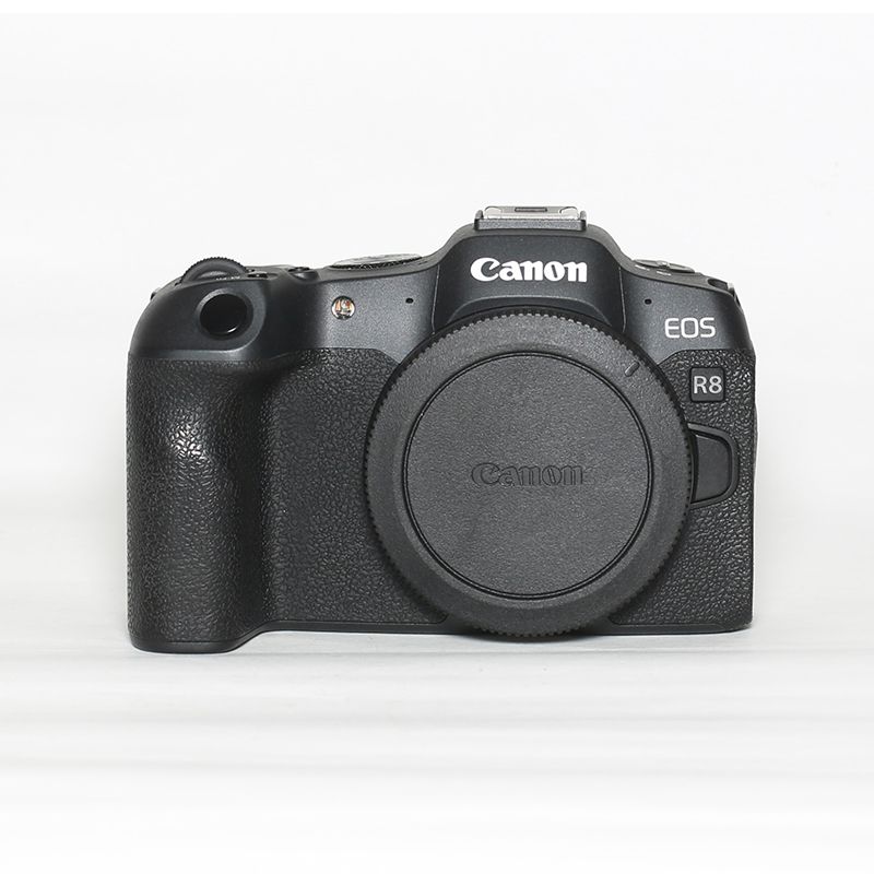 Canon Eos R8