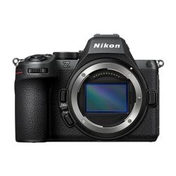 Kit Nikon Z5 II + Tamron 90mm f/2.8 macro + Flash Godox MF 12 kit