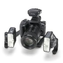 Kit Canon R50 + Canon RF 85/2 macro + Flash Godox MF12 + MF-DB Bracket