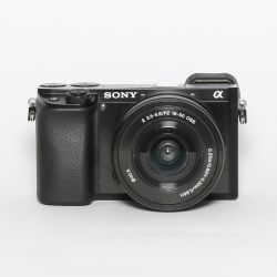 SONY ALPHA 6100 + 18-50