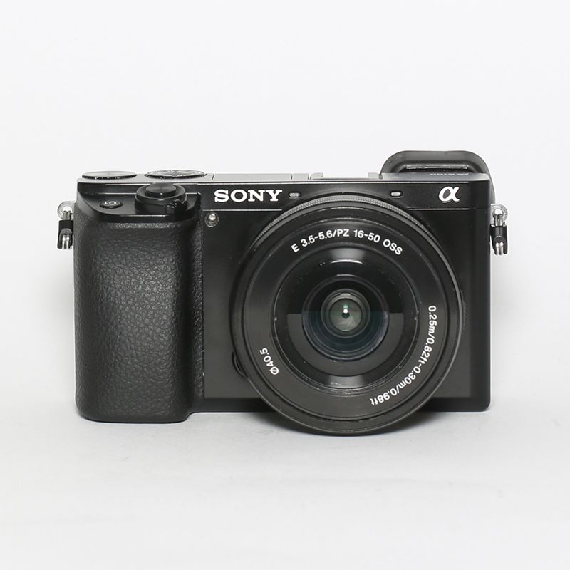 SONY ALPHA 6100 + 18-50