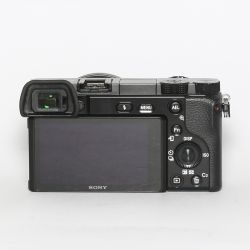 SONY ALPHA 6100 + 18-50