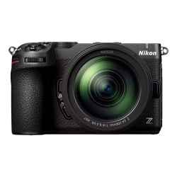 Nikon Z5 IIc Black + 24-200mmF4-6,3 VR